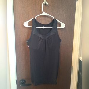 Athleta Razorback Size M